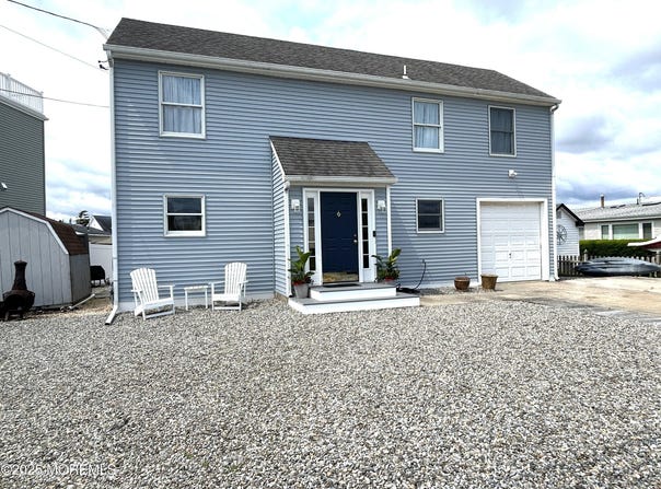 3 Drake Drive, Bayville, NJ 08721