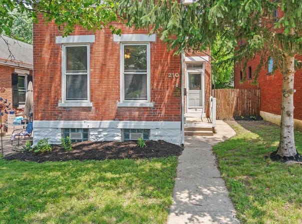 210 Evergreen Avenue, Southgate, KY 41071