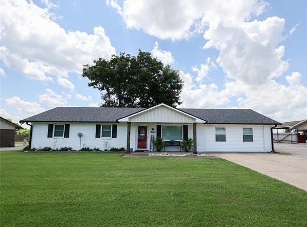 124 Hazelwood, Davis, OK 73030