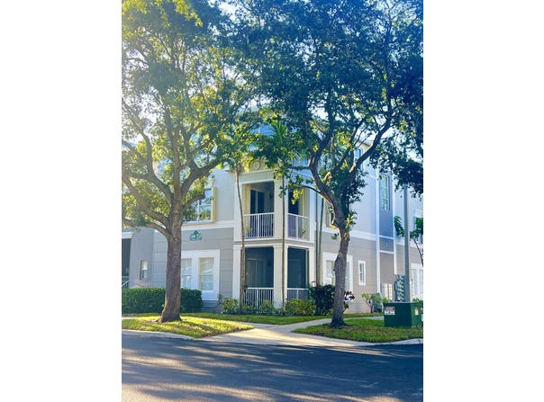 2116 SHOMA Drive, Royal Palm Beach, FL 33414