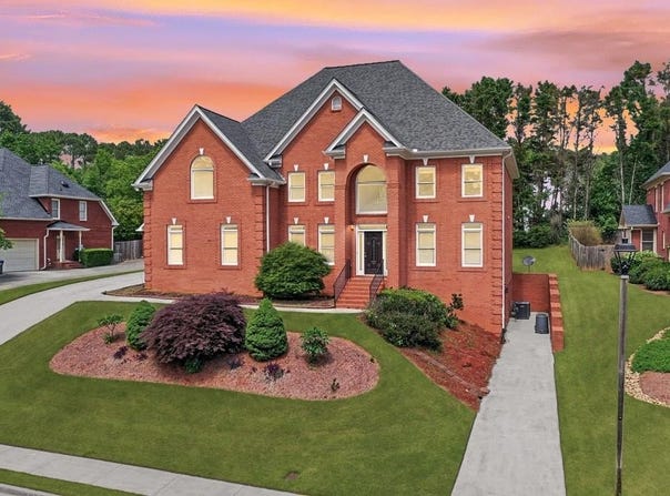240 Flowers Cove Lane, Lilburn, GA 30047