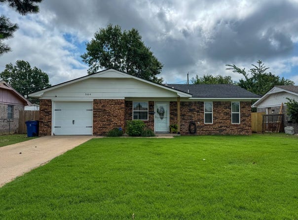 2004 N Hickory St, McAlester, OK 74501