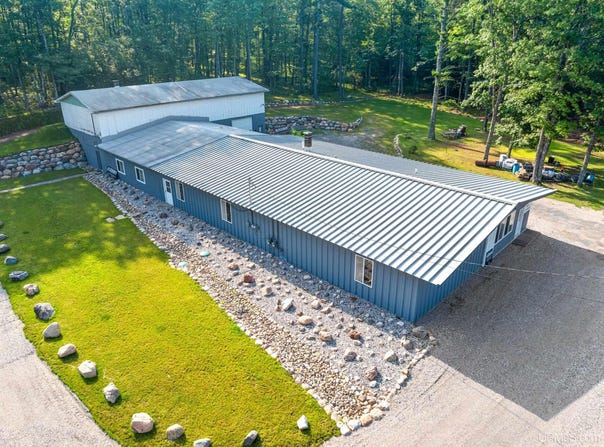 5000 N Stephenson, Iron Mountain, MI 49801