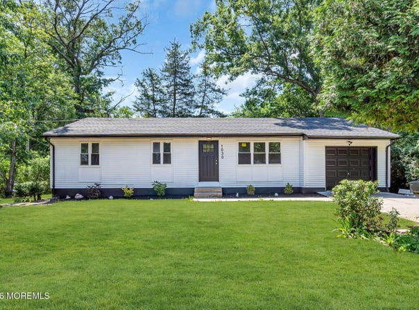 1030 Hanover Boulevard, Browns Mills, NJ 08015