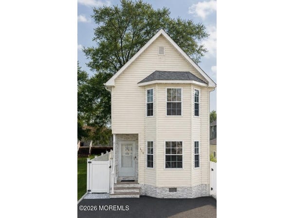 816 Center Street, Union Beach, NJ 07735
