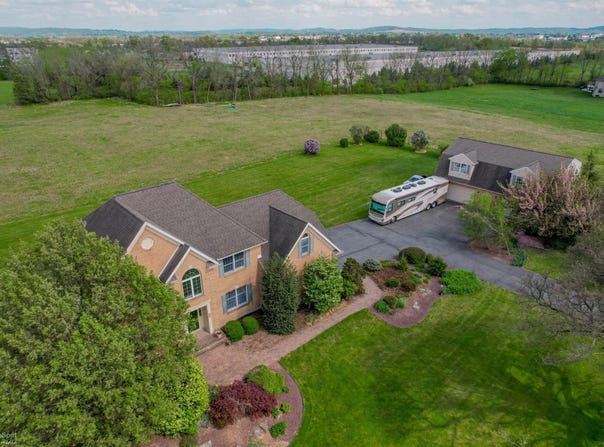 634 Country Club Road, Easton, PA 18045