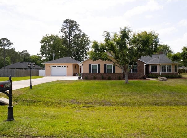 103 STEPHANIE STREET, PALATKA, FL 32177