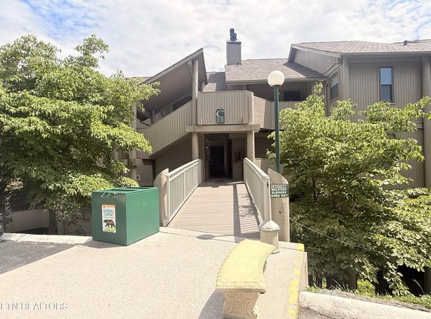 3710 Weber Rd, Gatlinburg, TN 37738
