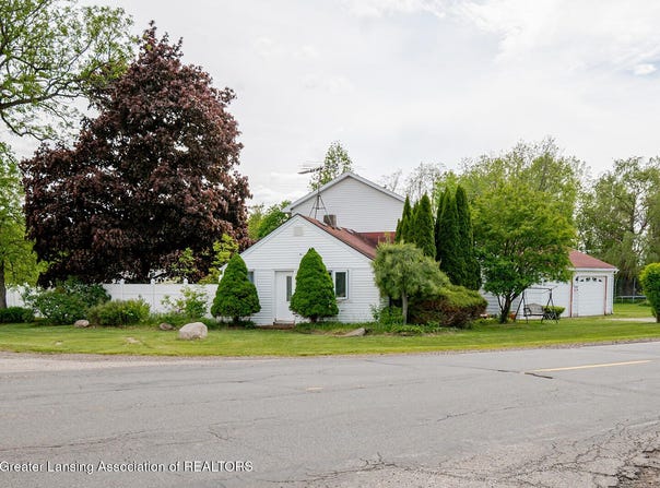 1995 N Every Road, Mason, MI 48854