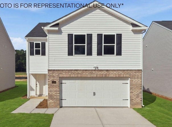 2016 Montalvan Drive, Greenville, NC 27834