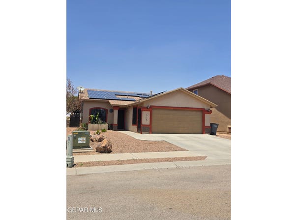 14185 Silver Point Avenue, El Paso, TX 79938