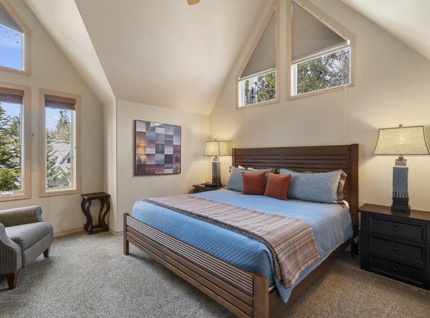57074 Peppermill Circle, Sunriver, OR 97707