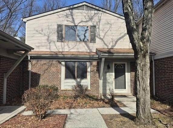 26728 Farmbrook Villa Drive, Southfield, MI 48034