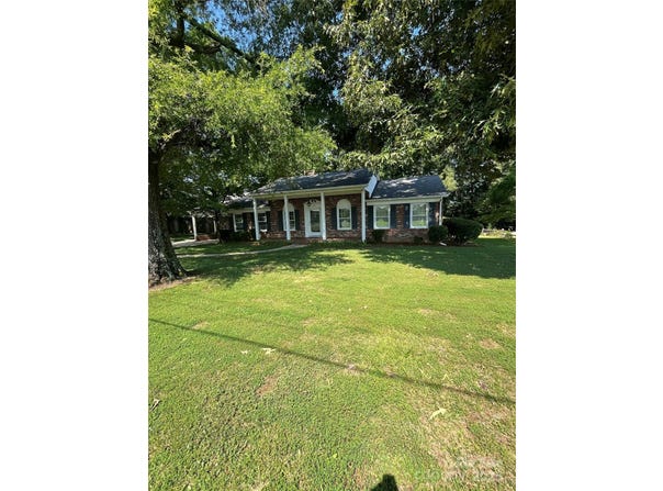 504 Mount Vernon Drive, Albemarle, NC 28001