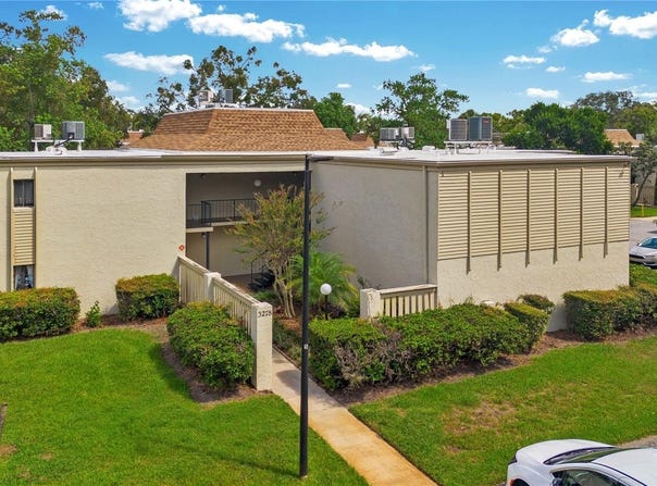 3278 S SEMORAN Boulevard, ORLANDO, FL 32822