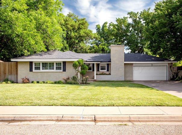5302 EVERETT Avenue, Amarillo, TX 79106-4918