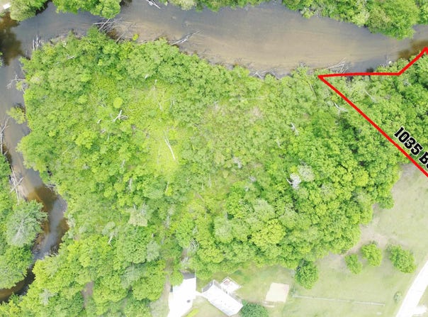 1035 Bonanza Lane, Weidman, MI 48893