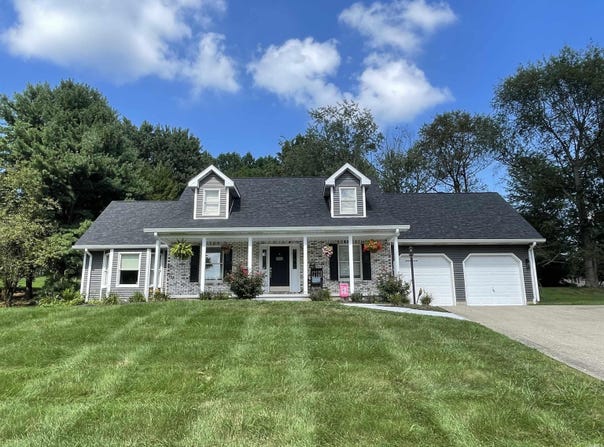 900 N Quail Ridge Circle, Vincennes, IN 47591