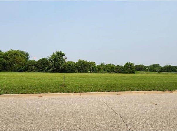 401 Commerce Drive SE, Kasson, MN 55944