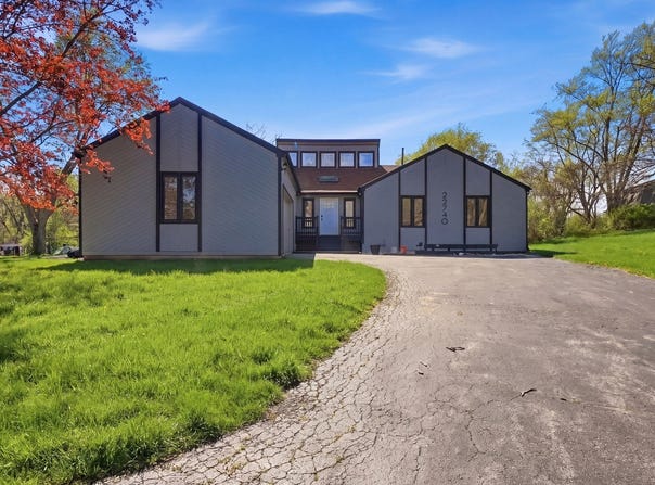 22740 Frederick Road, Steger, IL 60475
