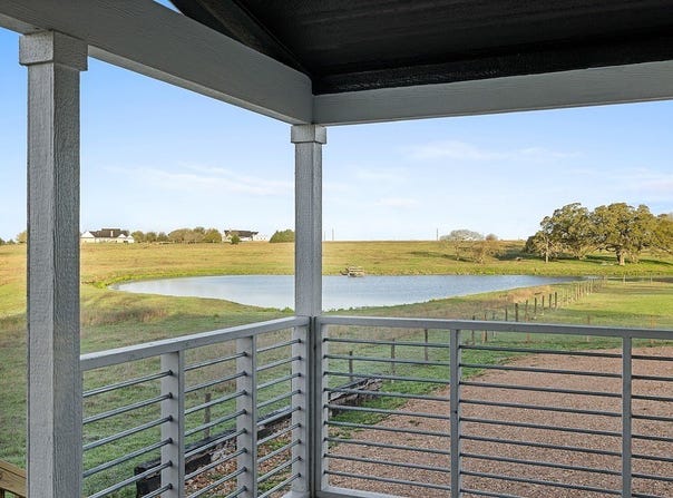 1731 Texas 458 Spur, Carmine, TX 78932