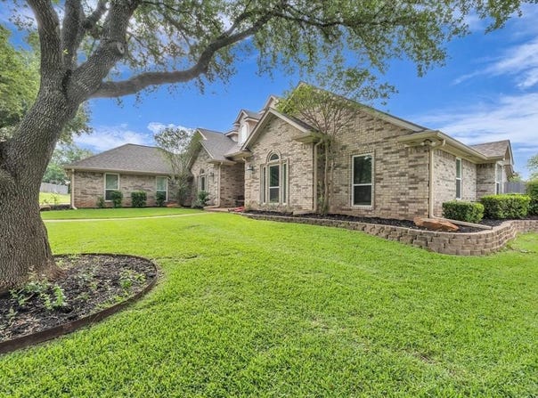 403 Gibraltar Lane, Lorena, TX 76655