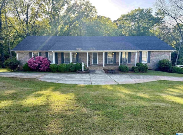 803 EAST STREET, TALLADEGA, AL 35160