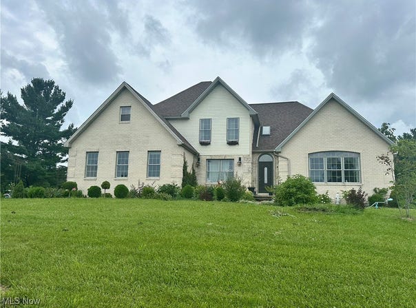 2484 E Smiley Road, Shelby, OH 44875
