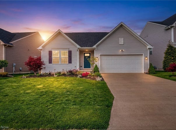 2135 Farroni Drive, Willoughby, OH 44094