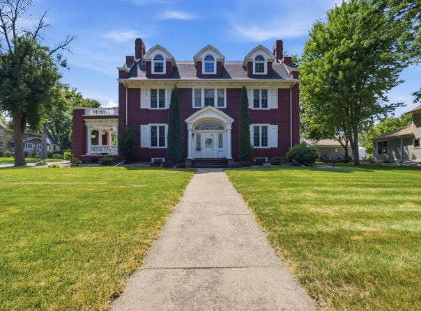 511 S Carroll Street, Rock Rapids, IA 51246
