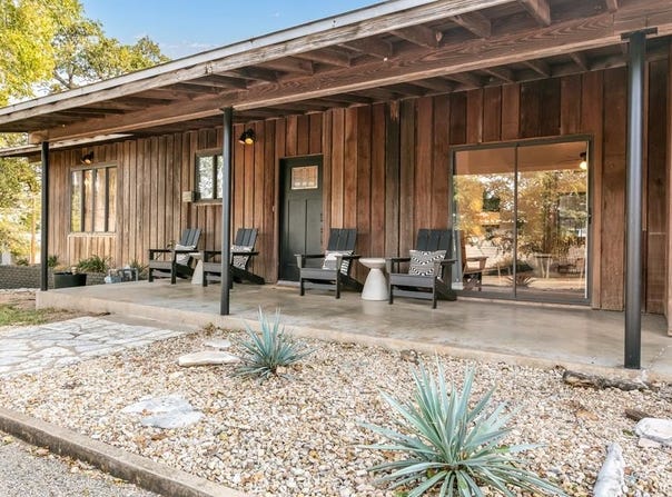 804 Henrietta St, Fredericksburg, TX 78624