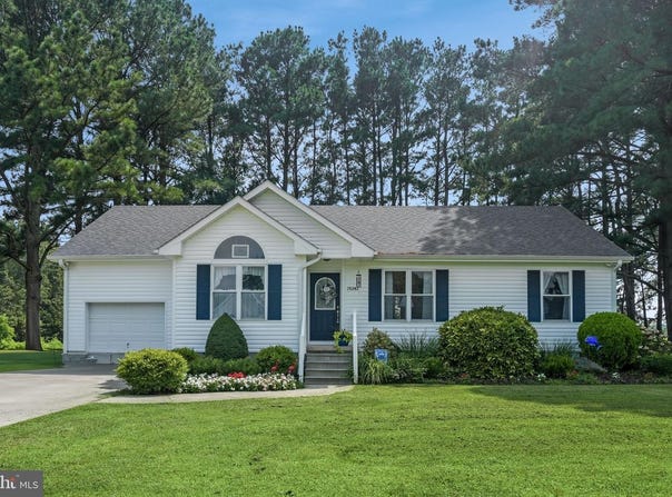 19242 NEW ST, PARKSLEY, VA 23421