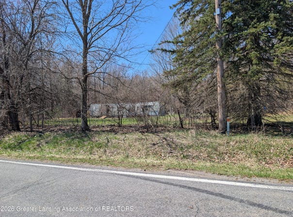 Vl Tuttle Road, Leslie, MI 49251