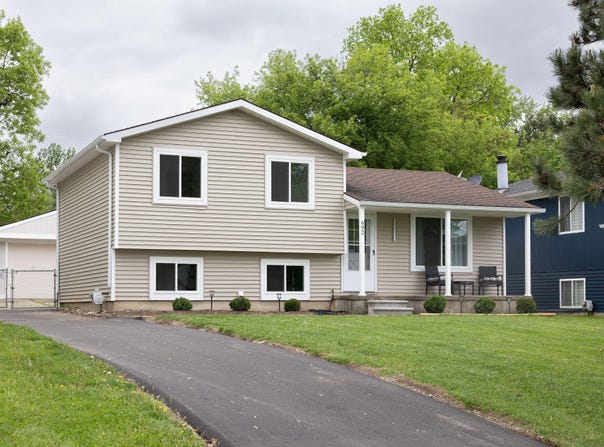 692 Woodingham Avenue, Waterford, MI 48328