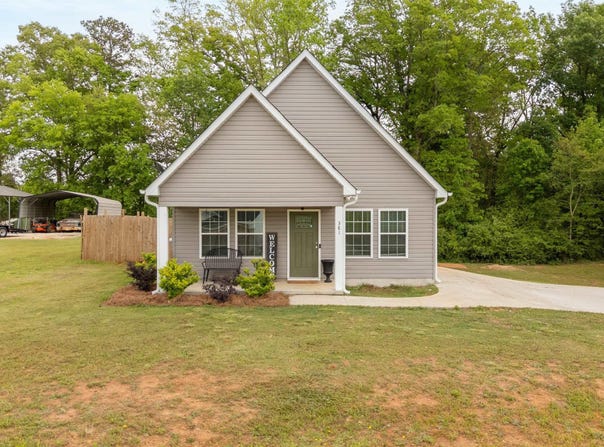 381 Deer Farm Pond Lane, Fair Play, SC 29643