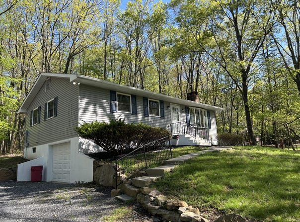 3237 Woodcrest Avenue, Effort, PA 18330