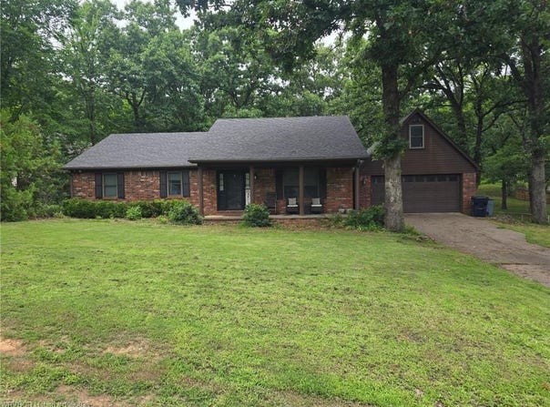 205 Pendergrass ST, Muldrow, OK 74948