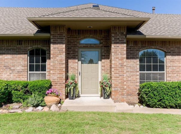 1832 NW 160th Place, Edmond, OK 73013