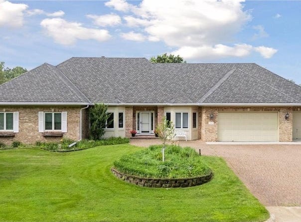 7604 Delaney Boulevard, Edina, MN 55439