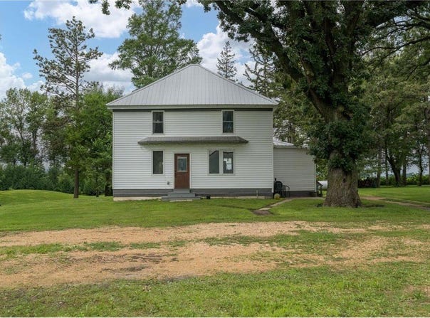 1600 260th Avenue, Vivian Twp, MN 56068