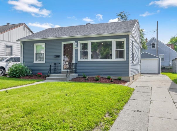 3406 N 86th St, Milwaukee, WI 53222