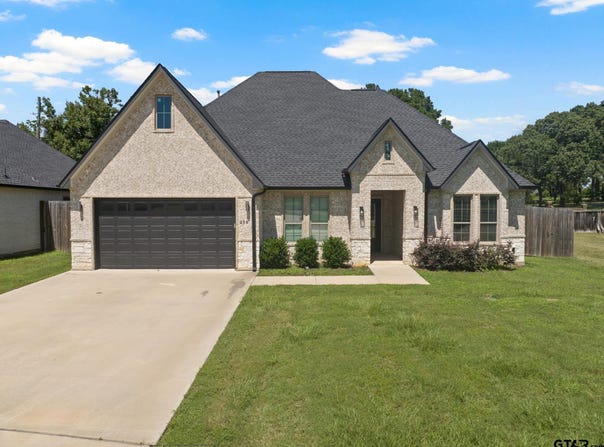 255 Kathryn's Ct, Mt Pleasant, TX 75455