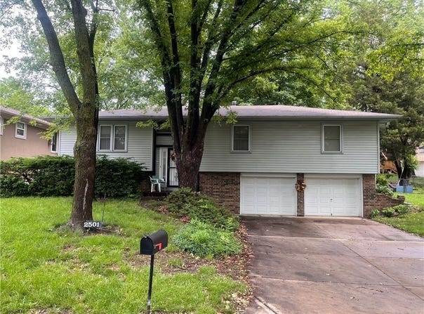 2501 N 73rd Terrace, Kansas City, KS 66109