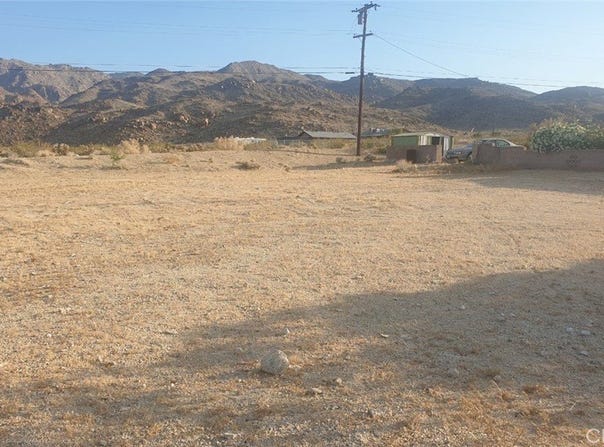 71563 Juanita, 29 Palms, CA 92277