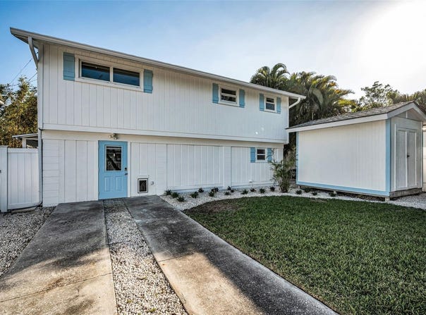 7 GEORGIA AVENUE, CRYSTAL BEACH, FL 34681
