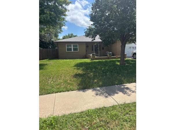 5215 SW 36TH Avenue, Amarillo, TX 79109-4120