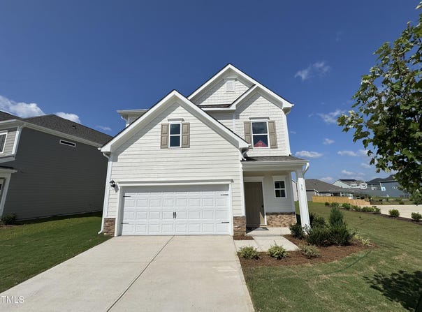 30 Commons Circle, Clayton, NC 27520
