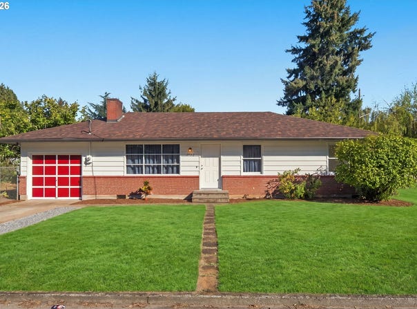 2526 E 20th St, Vancouver, WA 98661