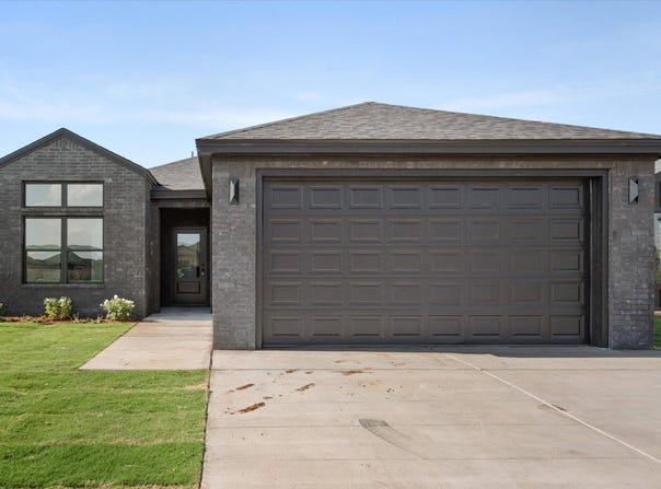 6906 14th Street, Lubbock, TX 79416