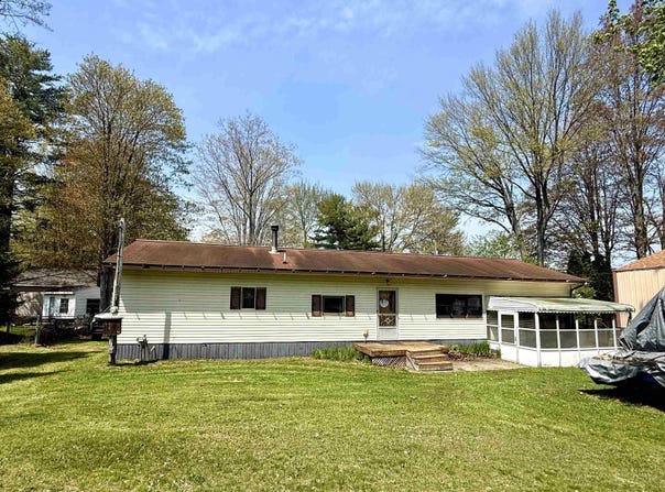 4175 Cherokee Street, Gladwin, MI 48624